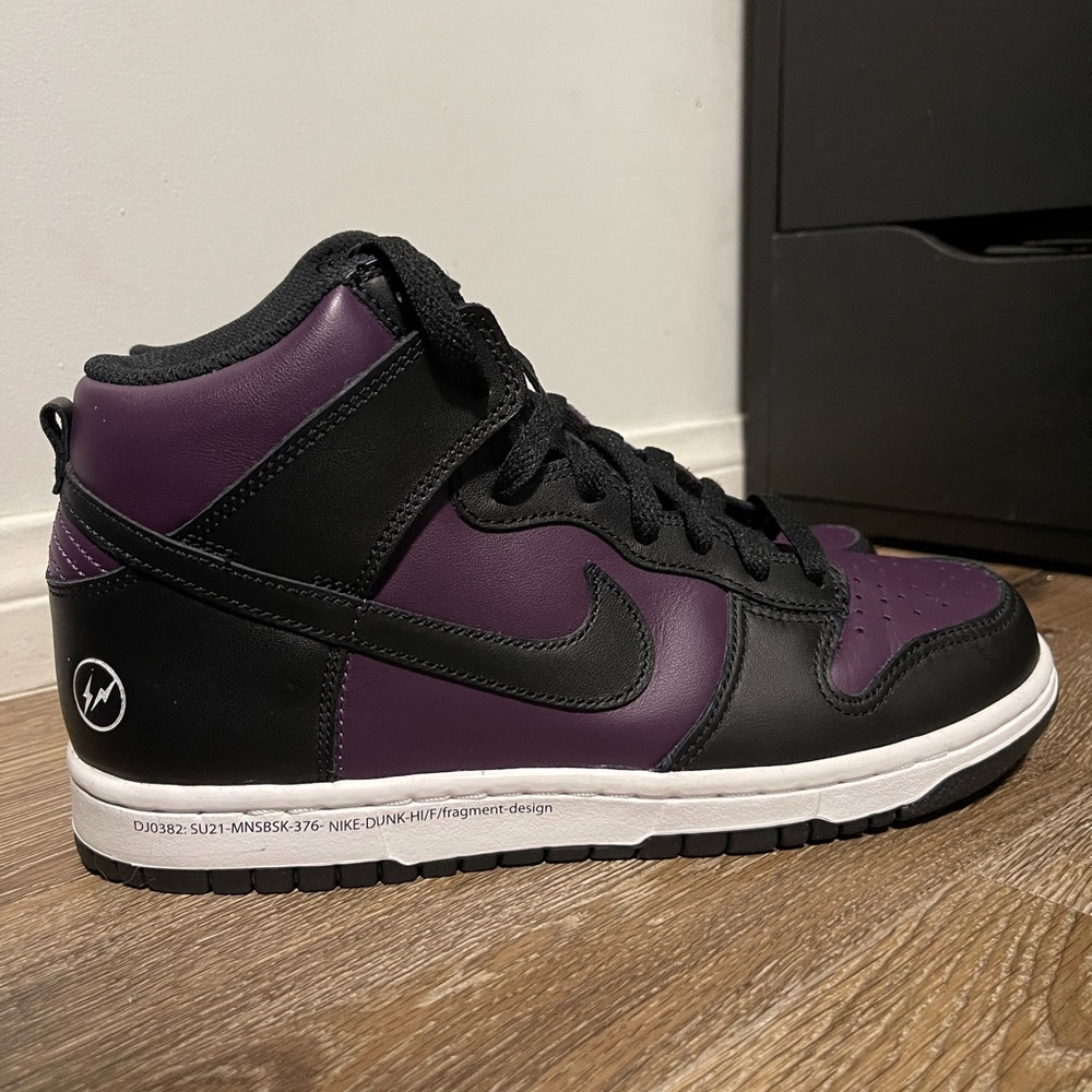 ***SOLD OUT***
Nike Purple and Black Sneakers